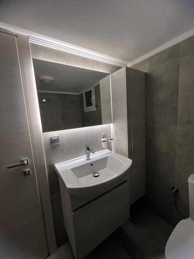 Serres City Center Modern Apartment Ngoại thất bức ảnh